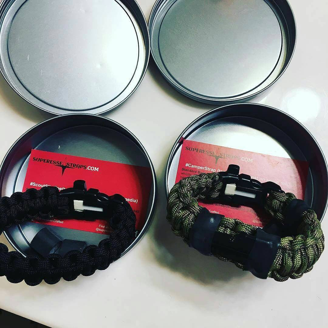 Camper Strap - Outdoor, Hike, & Kayak ready Survival Fire Starter Paracord Bracelet. Medium Tight fits 7" to 7.5" wrists /...