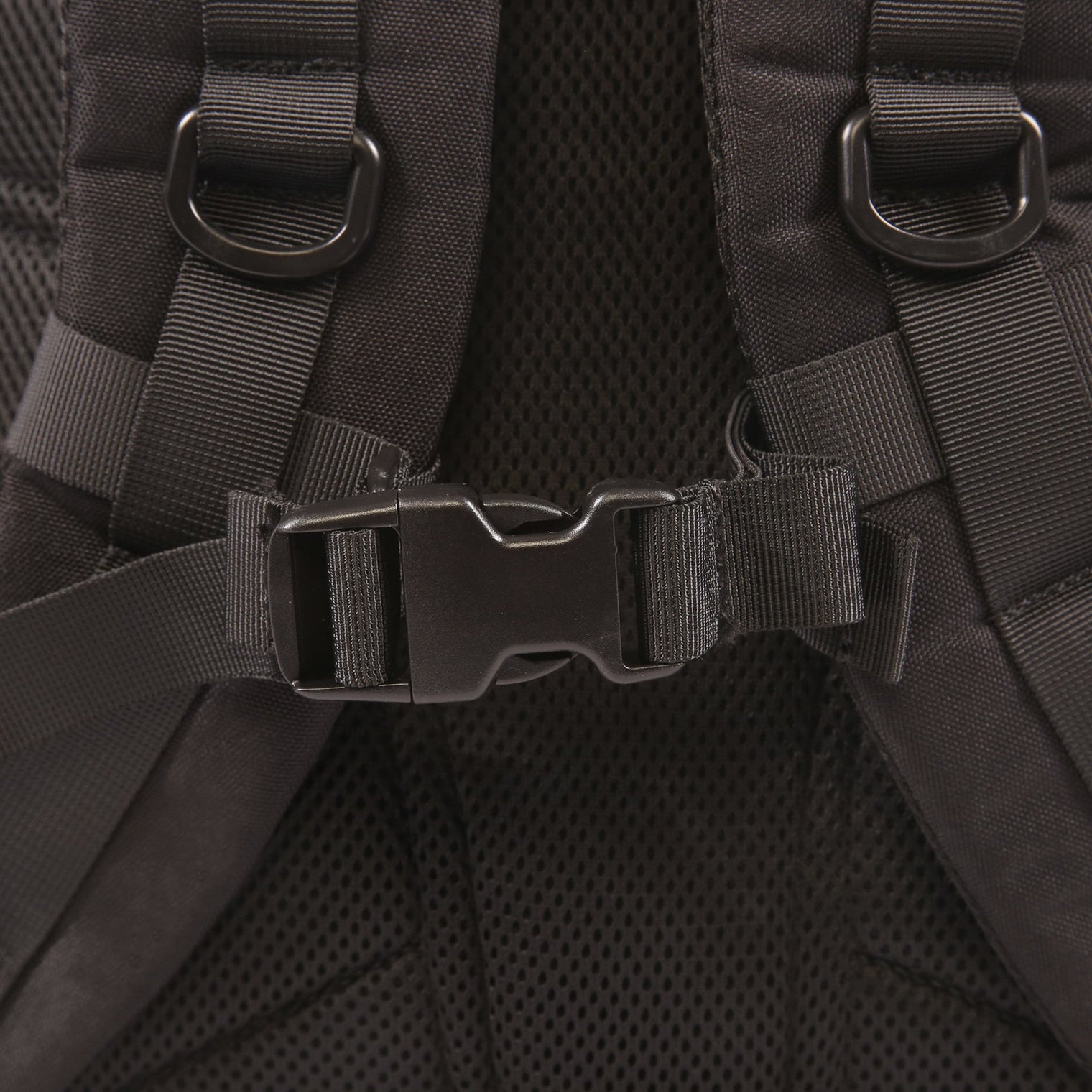 Crusher - Backpack detail view 12