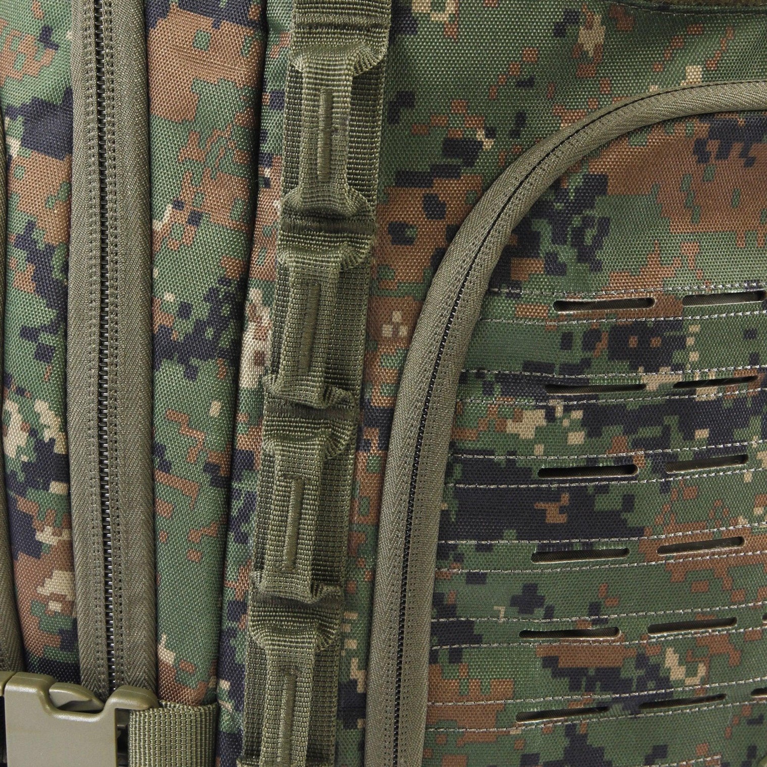 Foxtrot - Backpack detail view 23