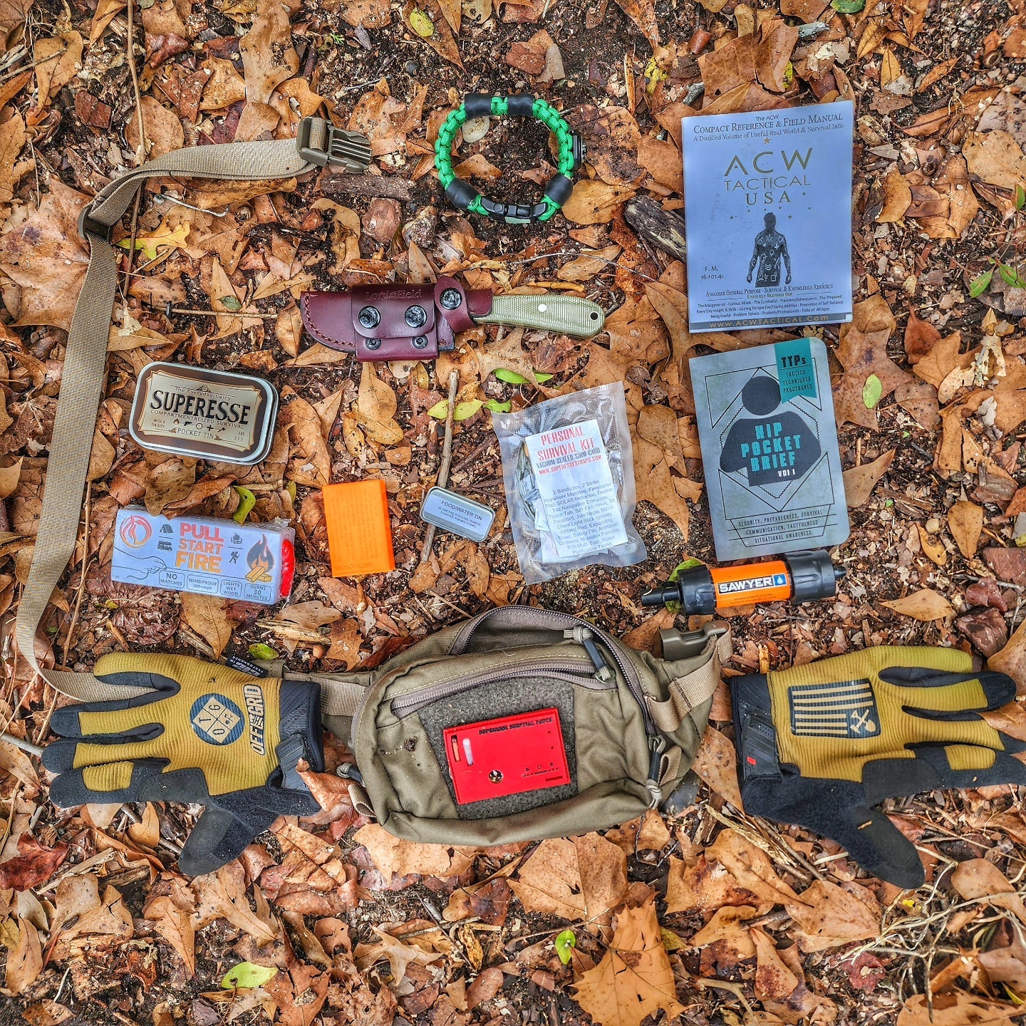 Camper Strap - Outdoor, Hike, & Kayak ready Survival Fire Starter Paracord Bracelet. Medium Tight fits 7" to 7.5" wrists /...