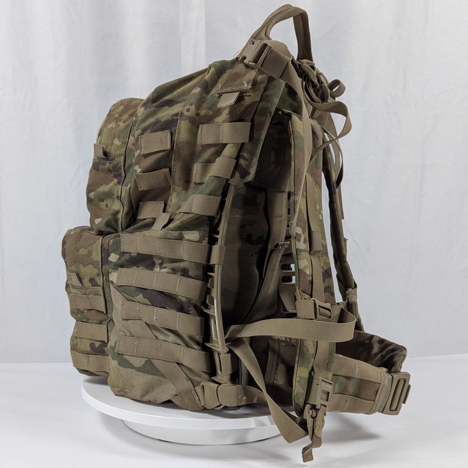 U.S. Military Surplus Medium Field Pack Rucksack MOLLE II Complete - OCP/Multicam