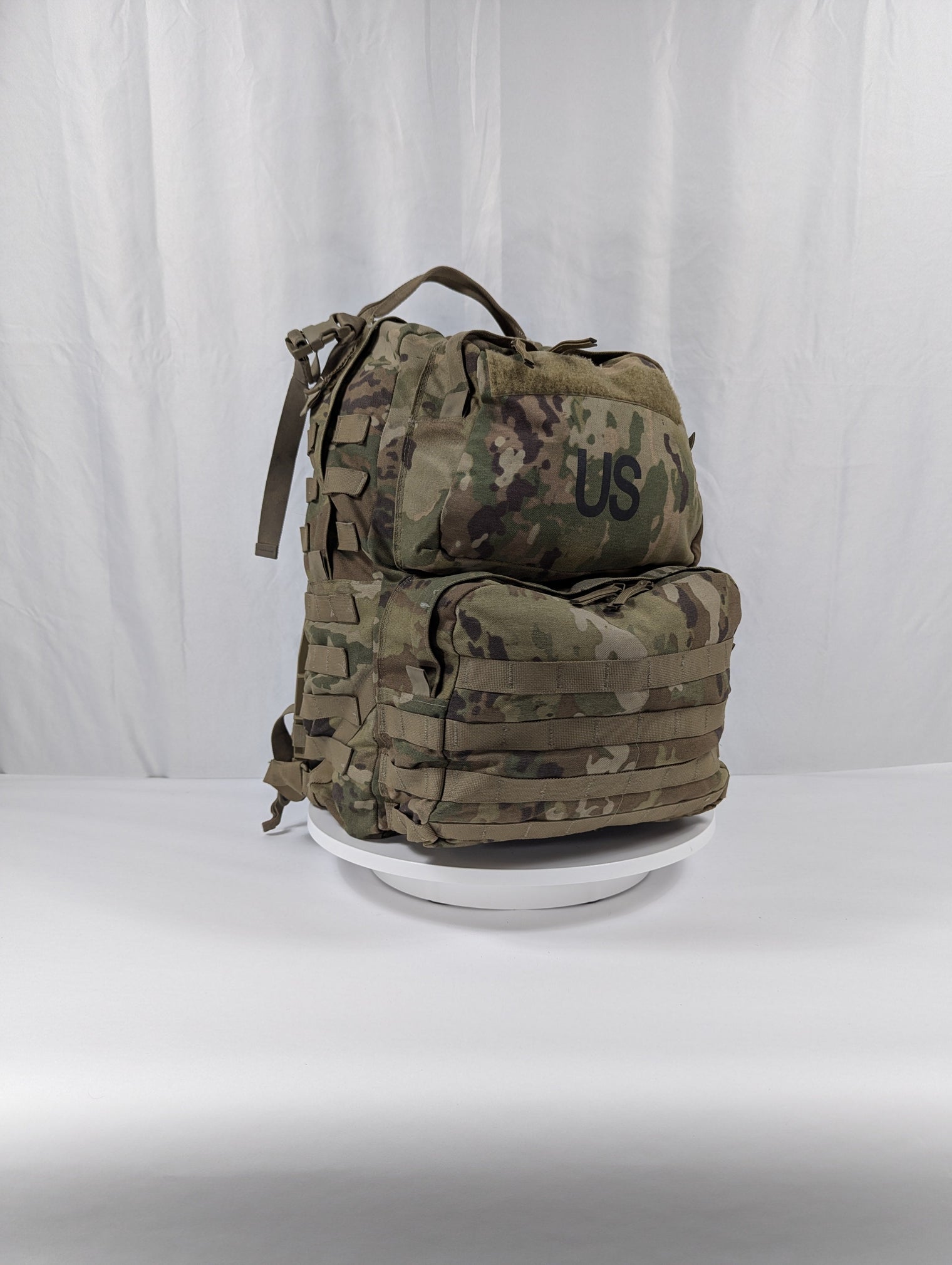 U.S. Military Surplus Medium Field Pack Rucksack MOLLE II Complete - OCP/Multicam