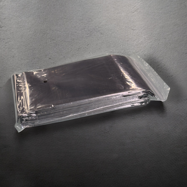 Urban Medical Gear® Emergency Survival Rescue Blanket – Heat-Reflective Mylar for Thermal Insulation